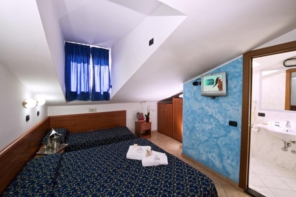 Hotel Queen Mary Cattolica Cameră foto